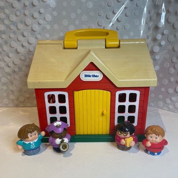 Vintage Little Tikes Child Care  Centre with Toddle Tots - Picture 1 of 15